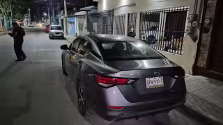 Conductor ebrio es detenido tras chocar contra vehículo estacionado en la colonia Manigua