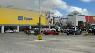Aparentemente, el siniestro comenzó en la bodega de electrodomésticos