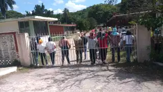La Escuela Normal Rural de Hecelchakán fue tomada por los estudiantes