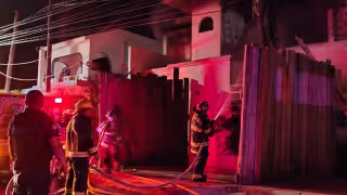 Bomberos lograron controlar un incendio en Isla Mujeres; no reportaron lesionados