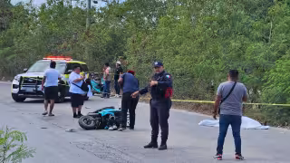 Tragedia en Cancún: Motociclista pierde la vida al chocar en Arco Vial de la SM 246