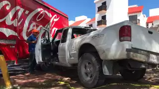 Elementos de tránsito acudieron al kilómetro 3 de la Zona Hotelera de Cancún para verificar el hecho vial