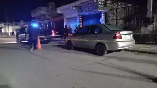 Cerca de la media noche lograron visualizar la unidad abandonada sobre la Avenida Lázaro Cárdenas