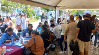 Empresas ofrecen mil 700 vacantes, pero menos de 500 personas buscan empleo en Cancún