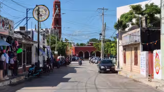 Apagones en plena ola de calor afectan a Seybaplaya y Champotón; más de 11 comunidades sin luz