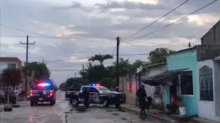 Elementos de la Policía se trasladaron al lugar en donde se cometió el asesinato en Cancún