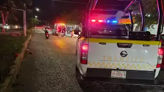 Choque entre motocicletas en la Supermanzana 222 de Cancún deja tres lesionados