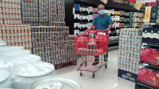 Expendedores dijeron que la ampliación de horario de venta les permitió superar la crisis