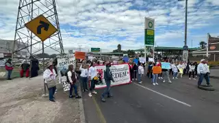 El pago que se exige son del 2022 en beneficio de más de 100 mil docentes