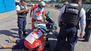 Motociclista derrapa en Ciudad del Carmen