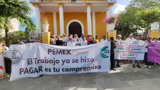 Proveedores de Ciudad del Carmen esperan tercer abono de Pemex  