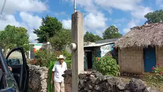 Severiano Cauich Mex, de 87 años, reportó el hurto de cerca de 15 metros de cablería de su casa