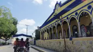 Seyé tiene un población total de 10 mil 53 habitantes