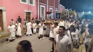 Motul inicia oficialmente su fiesta patronal con la bajada de la Virgen del Carmen