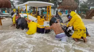 Los cortes de energía eléctrica fueron otra de las consecuencias de la Tormenta Tropical “Gamma”. Foto: Por Esto!