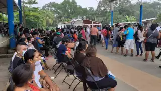 Hoy se espera alcanzar la meta de aplicación diaria de mil 200 dosis