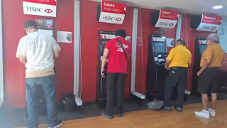 ¿Abren los bancos el lunes 16 de marzo? Esto pasará con las sucursales durante el puente de Benito Juárez