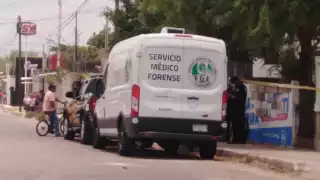 Al lugar llegaron elementos de la Policía Estatal, así como Forense, quienes recogieron el cuerpo