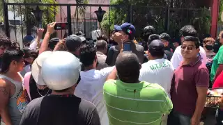 Vecinos de Haciendas del Caribe en Cancún se oponen a desalojo: VIDEO
