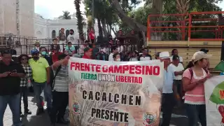 Los manifestantes pidieron “mayor igualdad y por el respeto a la tierra de quienes la trabajan”