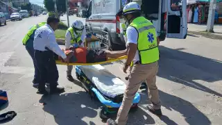 Pierde el control del triciclo y se golpea la cabeza en Escárcega