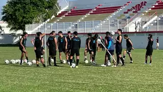 Pioneros de Cancún FC se preparan a marchas forzadas para la Liga Premier