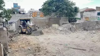 La Gobernadora se mostró desconcertada al ser cuestionada sobre el destino del predio

