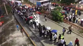 En las filas se han generado riñas entre los usuarios