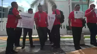 El grupo de empleados de Best Day en Cancún exigieron a la compañía detener la subcontratación de nuevos colaboradores, ya que afectan sus ganancias