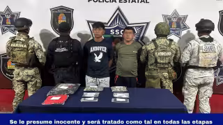 Sorprenden a dos hombres con presuntas dosis de droga en Holbox