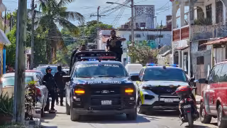 Desmantelan presunto centro de venta de drogas en la SM 91 de Cancún