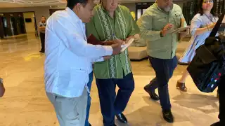 AMLO estuvo reunido con autoridades y ciudadanos durante su visita