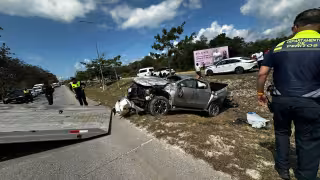 Aparatoso choque en el bulevar de Playa del Carmen deja varios lesionados