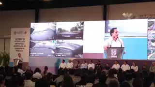 El gobernador Mauricio Vila encabeza la entrega de las unidades