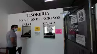 Más de 74 mil pesos al mes se pagan entre el secretario particular y la secretaria privada de la Alcaldesa de Puerto Morelos