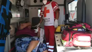 Ambas mujeres fueron hospitalizadas para atender sus heridas