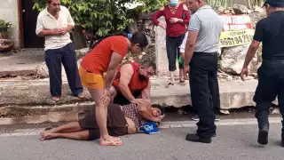 La mujer iba a realizar sus compras diarias cuando se desvaneció mientras caminaba