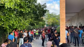 Obreros de maquiladora Moyel en Campeche paran labores por presunto pago injusto de utilidades