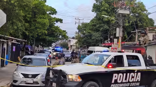 Elementos de la FGE realizan operativo en departamento del Fraccionamiento Infonavit de la Supermanzana 96 en Cancún