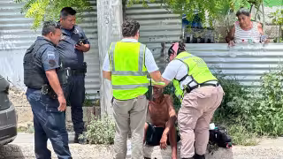 Adulto mayor se golpea la cabeza tras caer en la colonia Ernesto Zedillo de Campeche