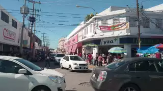 Yucatecos realizan sus compras de último momento