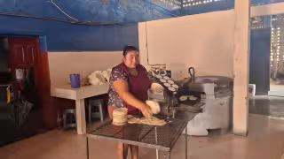 Resisten en Tenabo: tortillerías mantienen precio, pero advierten que el aumento es inevitable