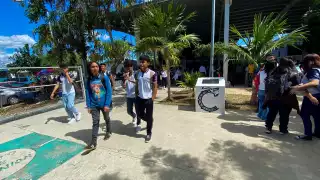 Los días Lunes Regional y Martes de Batalla de las Flores, los meridanos suspenden las actividades académicas