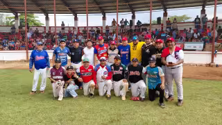Sufrido triunfo de Titanes de Hopelchén sobre Mieleros de Cancabchén en el beisbol Chenero
