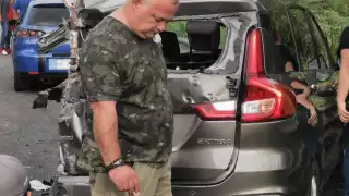 Los menores de edad bajaron del auto para hacer sus necesidades fisiológicas