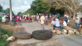 Habitantes bloquearon Sitilpech para evitar el ingreso de camiones de Kekén