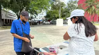 “Sobreviven con menos de 100 pesos": Vendedores ambulantes de Chetumal lidian con la temporada baja