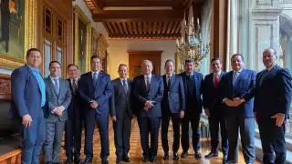 Los mandatarios estatales se comprometen a no intervenir en el proceso electoral