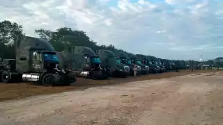 Las 34 unidades de la Sedena partieron desde Chetumal hacia Tulum, donde serán las obras del tramo 6 del Tren Maya