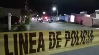 El cuerpo del hombre fue llevado al Semefo de Cancún, en espera de ser identificado, luego de ser asesinado a balazos